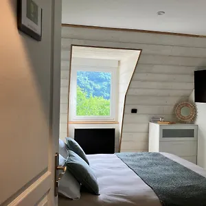 la-gentiane-le-falgoux.hotels-rhonealpes.com/