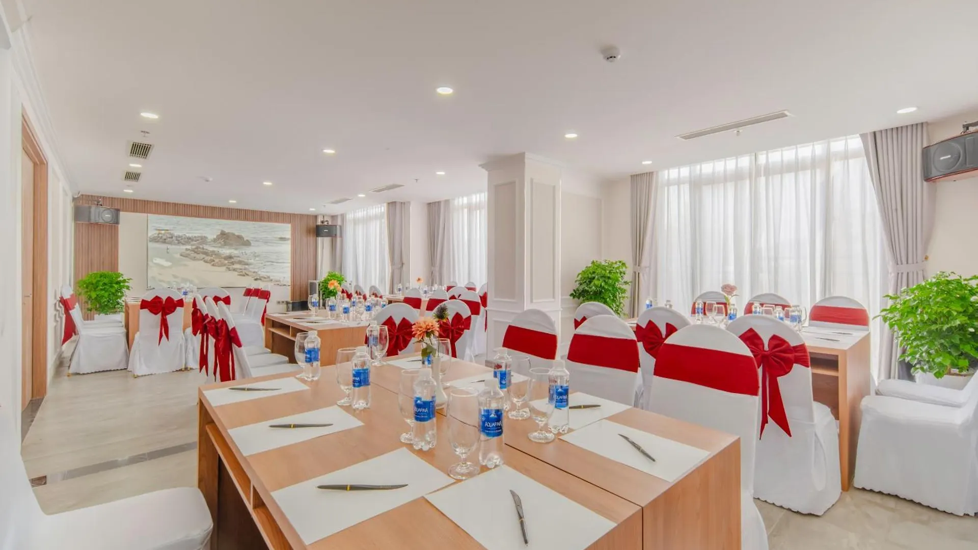 Avari Hotel Nha Trang